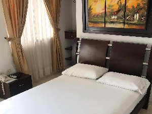 HOTEL CENTRAL