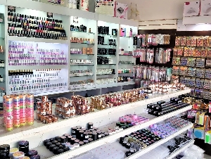 TIENDA MANICURISTA MODA EN TUS UÑAS